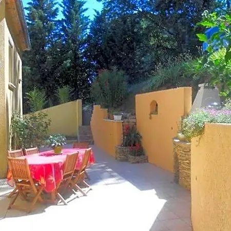 Chez Mamie Riclaude Bed & Breakfast